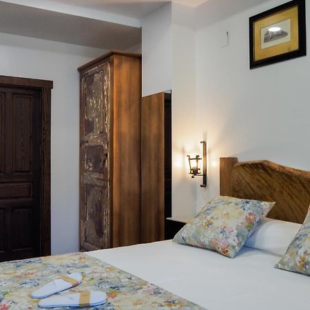 Posada Y Apartamentos Trebuesto De Guriezo Exteriér fotografie