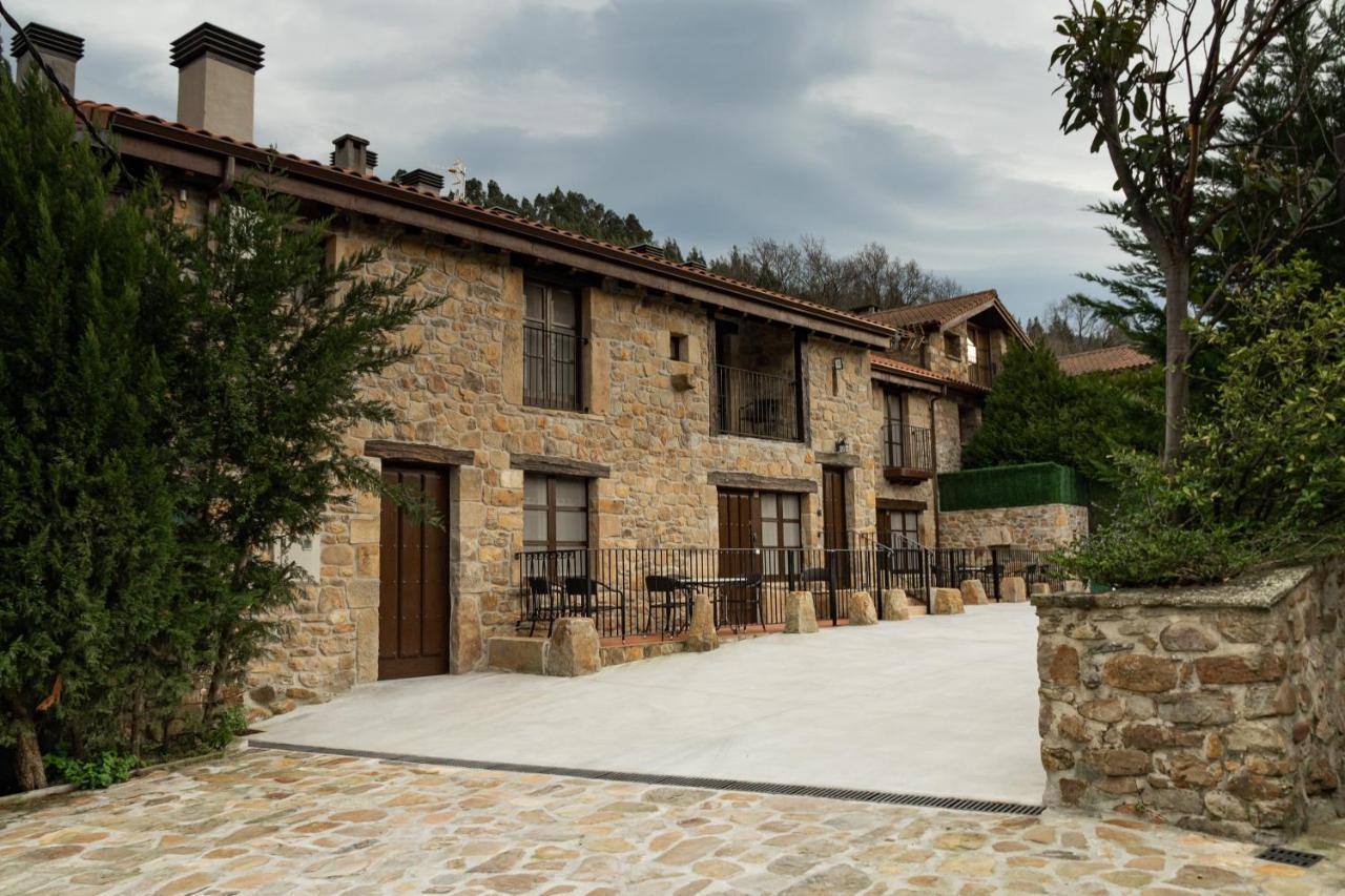 Posada Y Apartamentos Trebuesto De Guriezo Exteriér fotografie