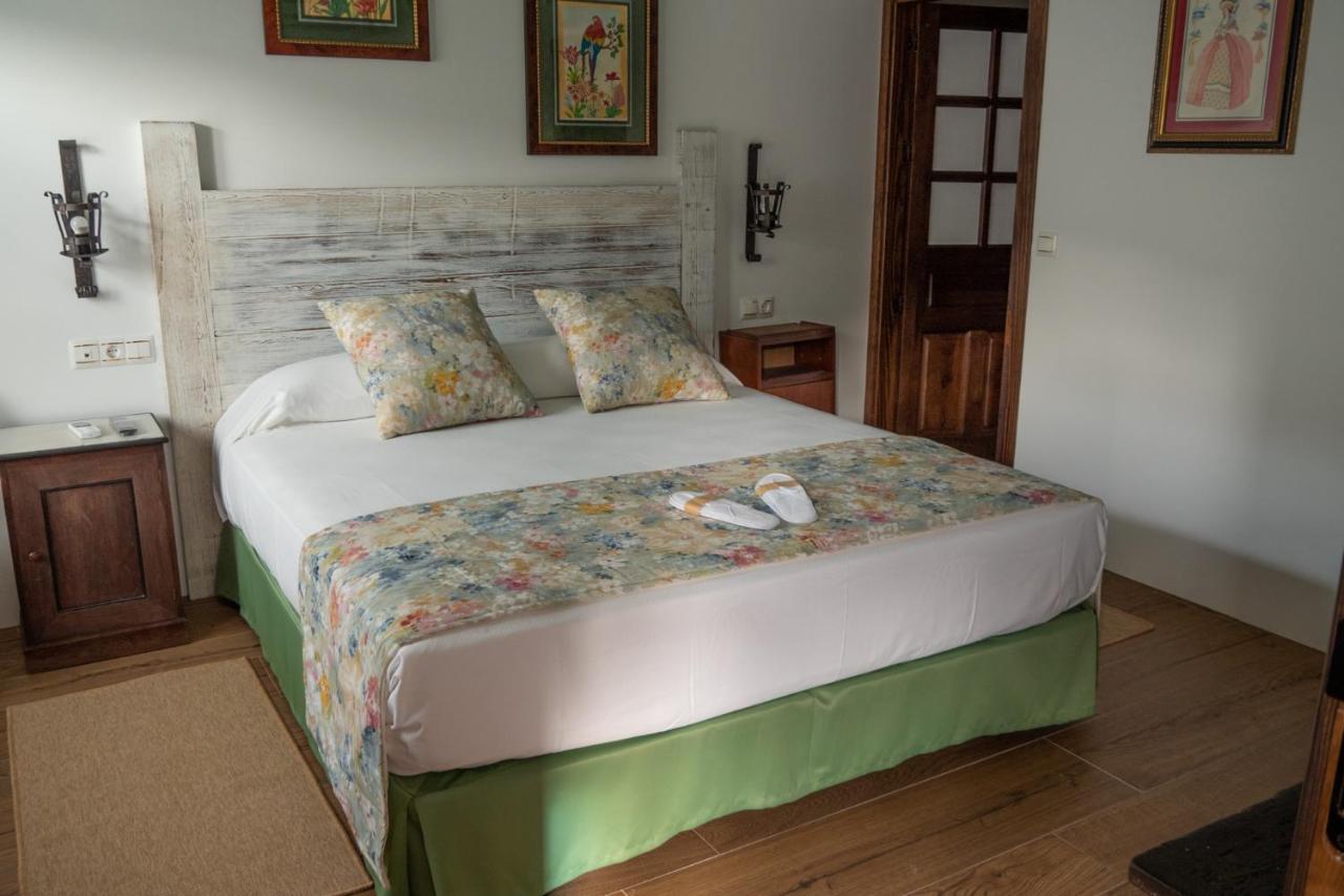 Posada Y Apartamentos Trebuesto De Guriezo Exteriér fotografie