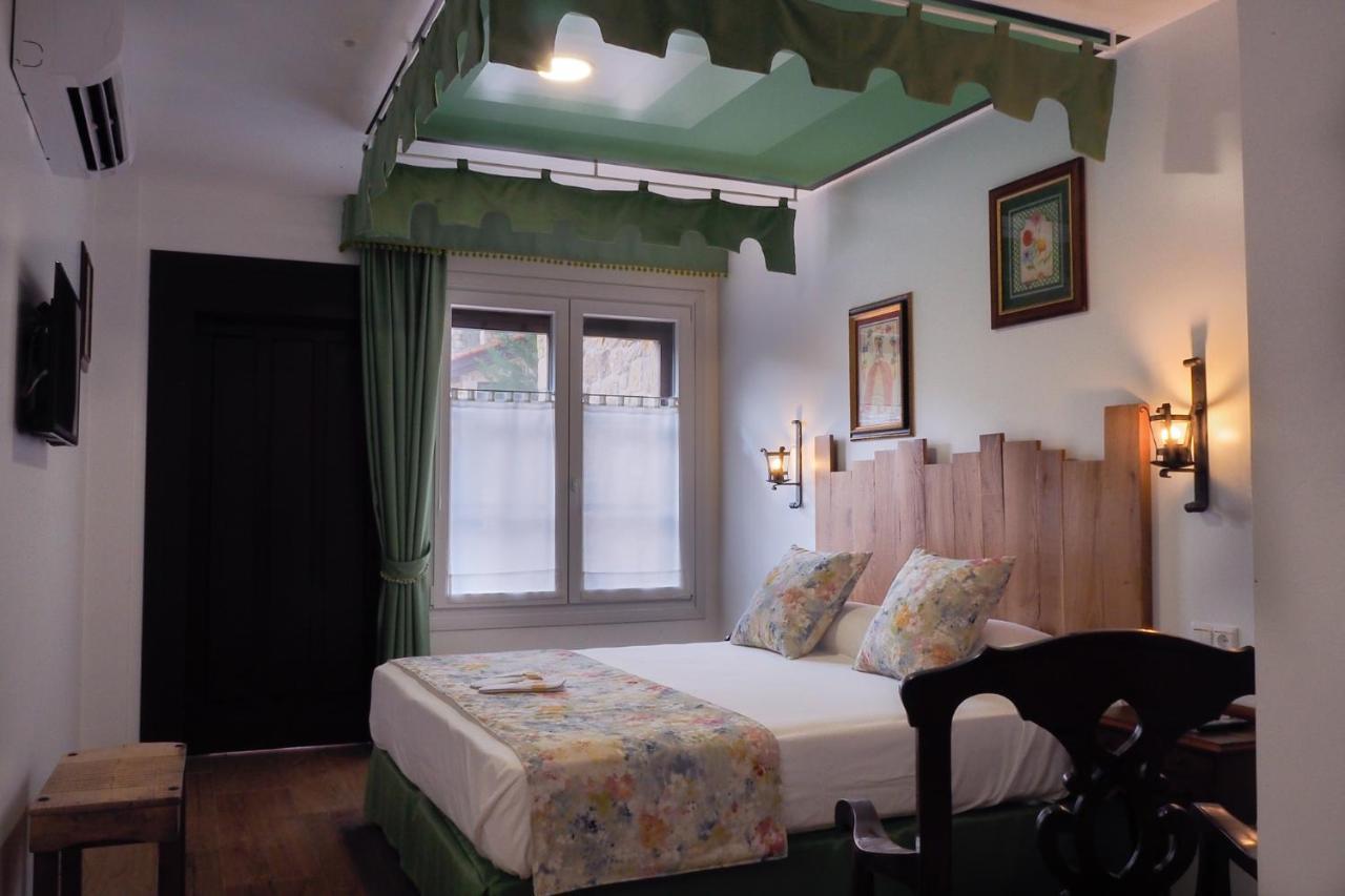 Posada Y Apartamentos Trebuesto De Guriezo Exteriér fotografie