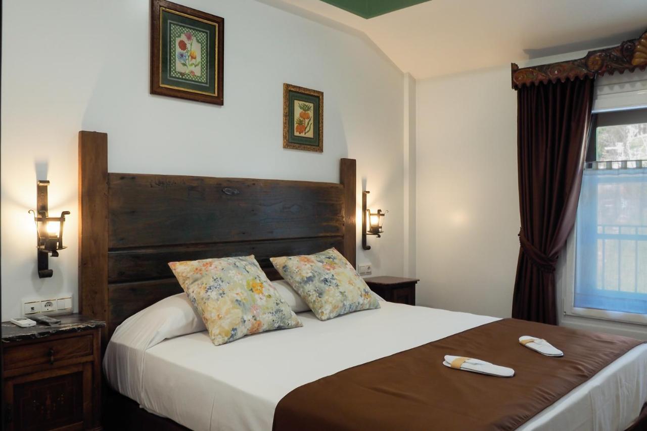 Posada Y Apartamentos Trebuesto De Guriezo Exteriér fotografie